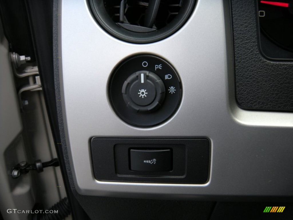 2014 Ford F150 SVT Raptor SuperCrew 4x4 Controls Photos