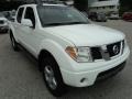 2008 Avalanche White Nissan Frontier LE Crew Cab 4x4  photo #4