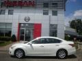 Pearl White - Altima 2.5 S Photo No. 8