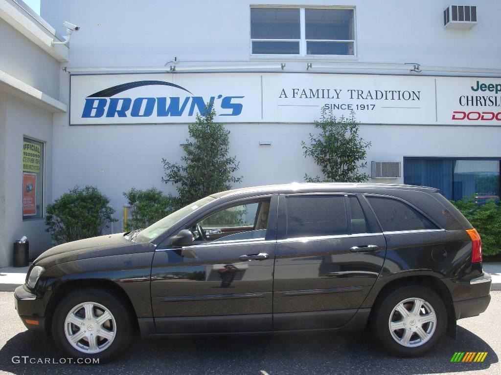 2004 Pacifica AWD - Brilliant Black Crystal Pearl / Light Taupe photo #1