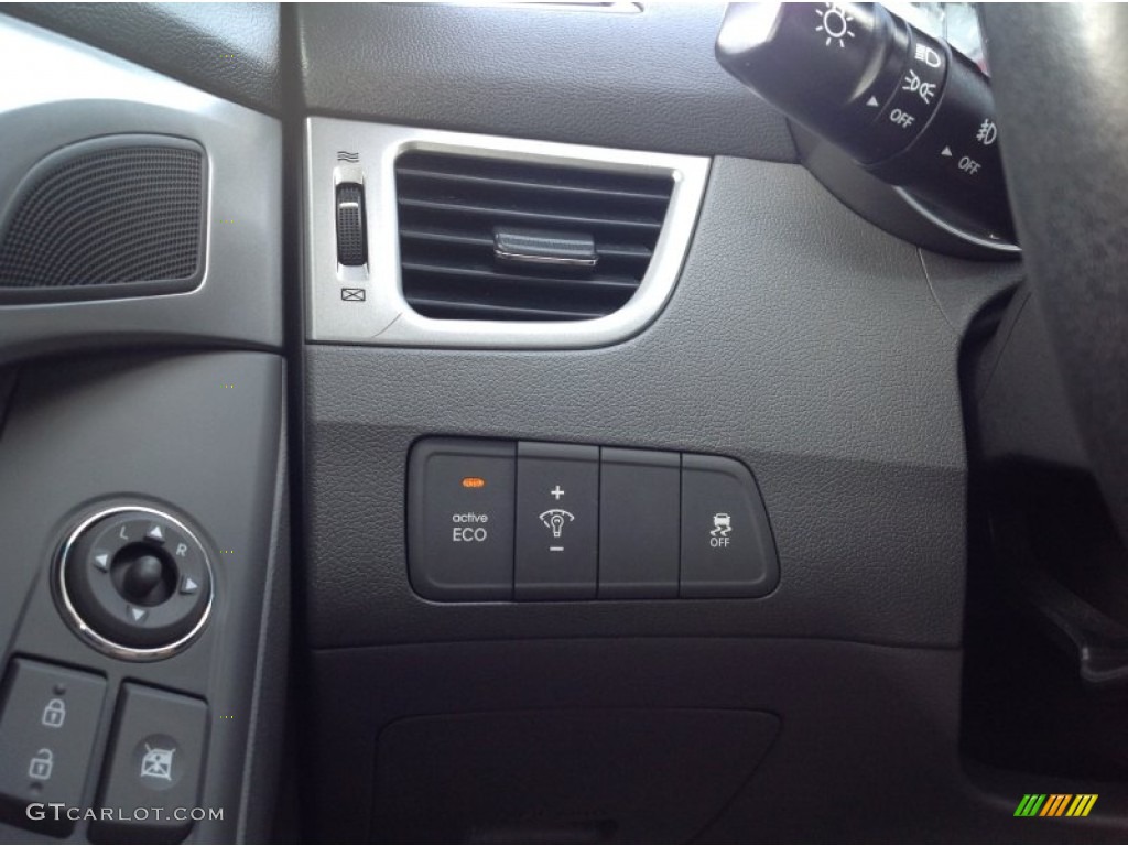 2012 Elantra Limited - Silver / Gray photo #12