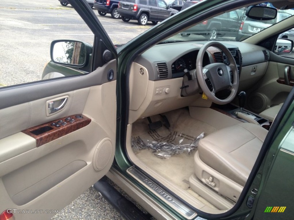 2005 Kia Sorento EX 4WD Interior Color Photos