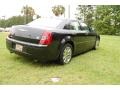 Brilliant Black - 300 C HEMI Photo No. 15
