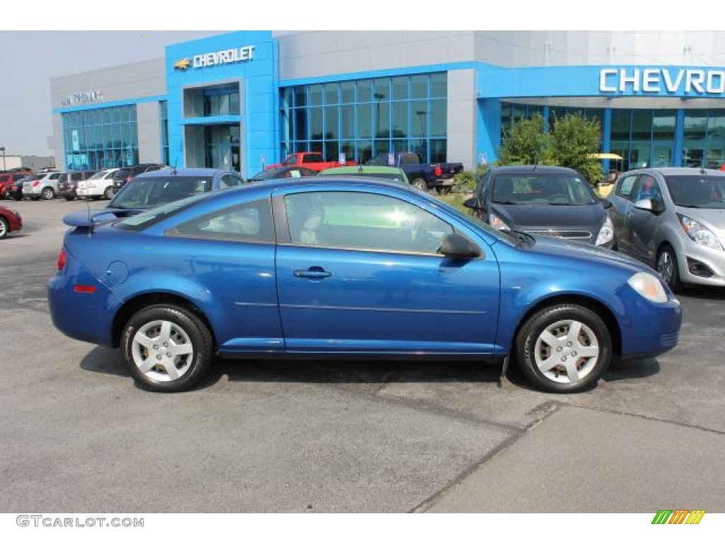 2005 Cobalt Coupe - Arrival Blue Metallic / Gray photo #1