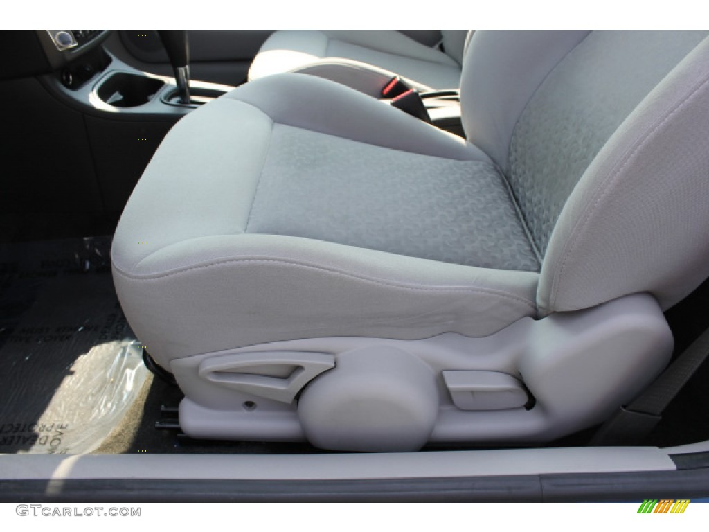 2005 Cobalt Coupe - Arrival Blue Metallic / Gray photo #16