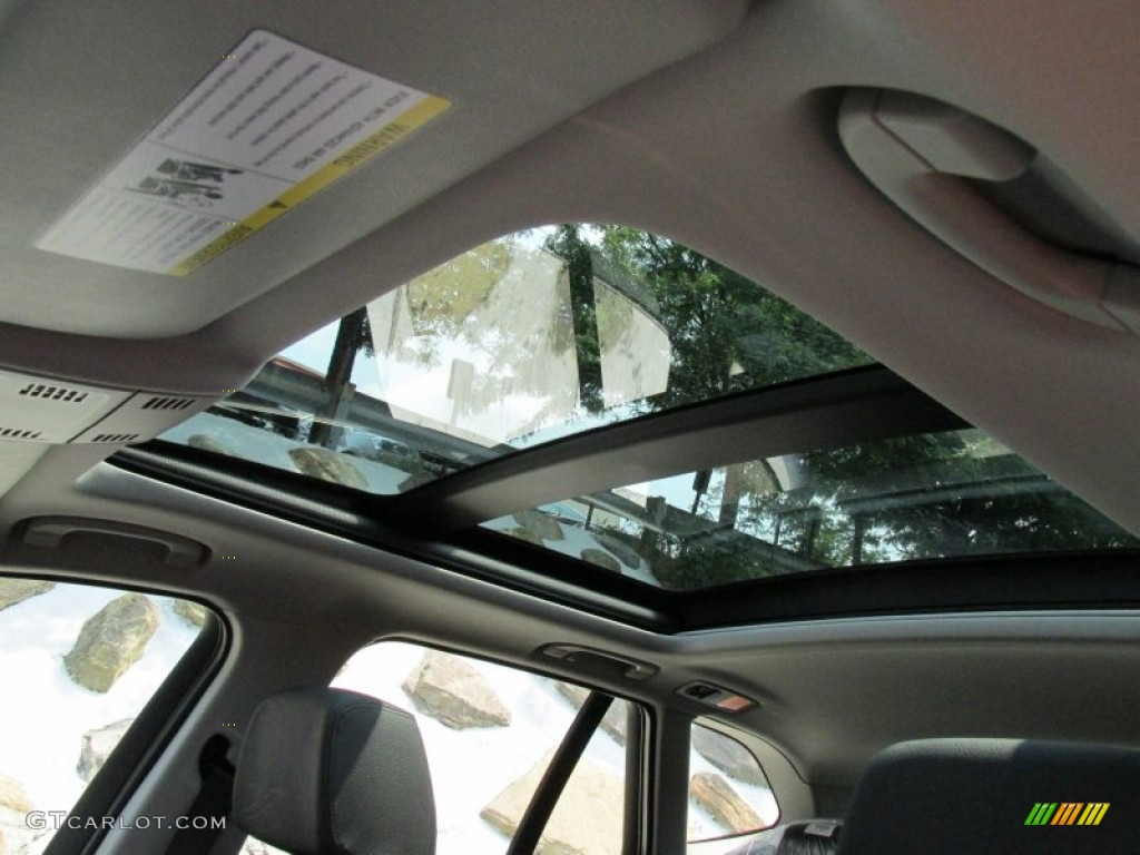 2015 BMW X1 xDrive28i Sunroof Photo #96133809