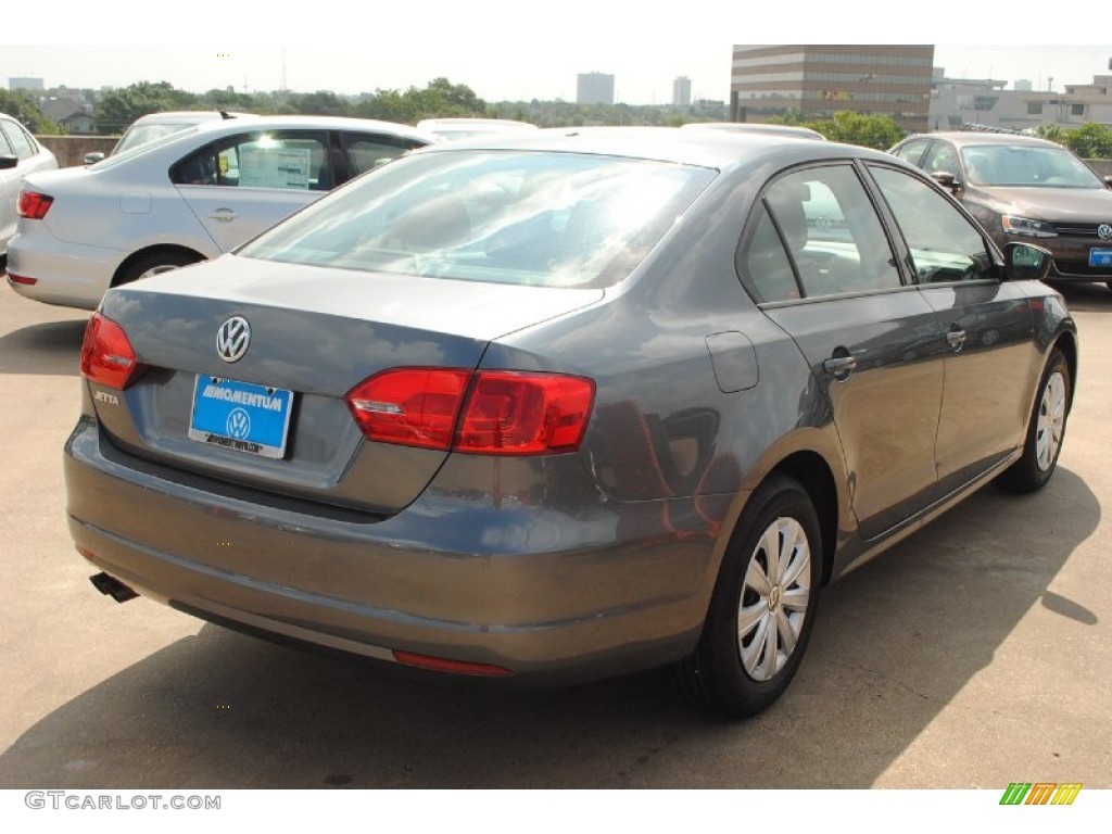2014 Jetta S Sedan - Platinum Gray Metallic / Titan Black photo #2