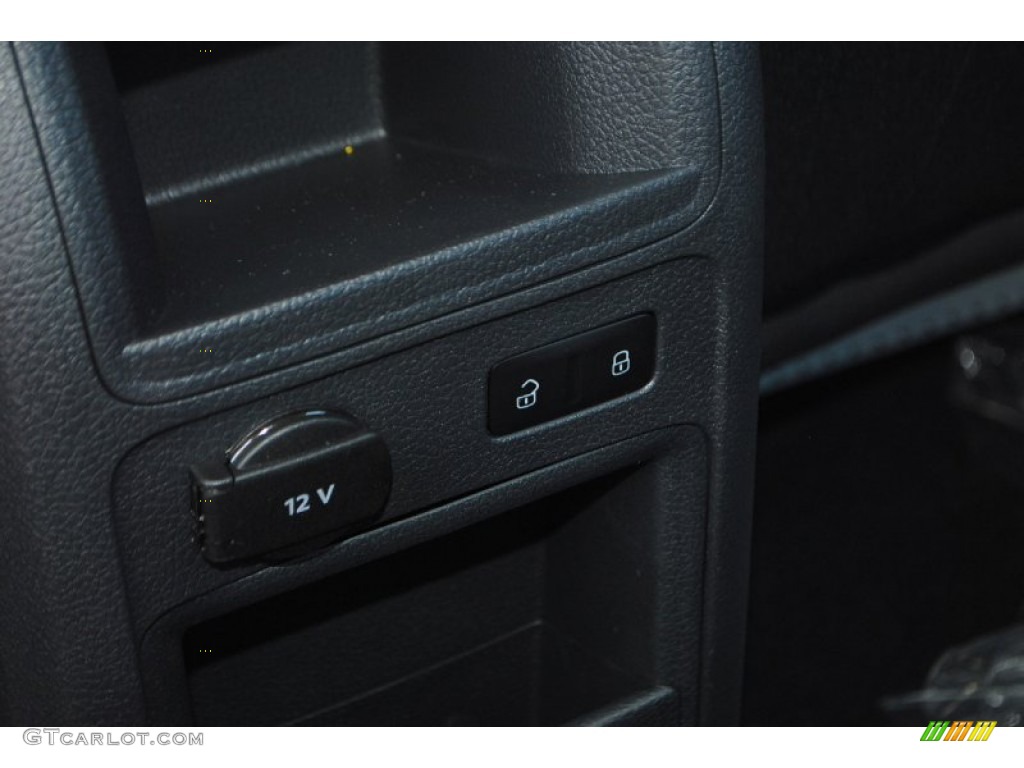 2014 Jetta S Sedan - Platinum Gray Metallic / Titan Black photo #14