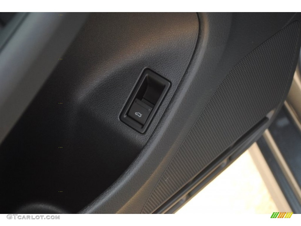 2014 Jetta S Sedan - Platinum Gray Metallic / Titan Black photo #17