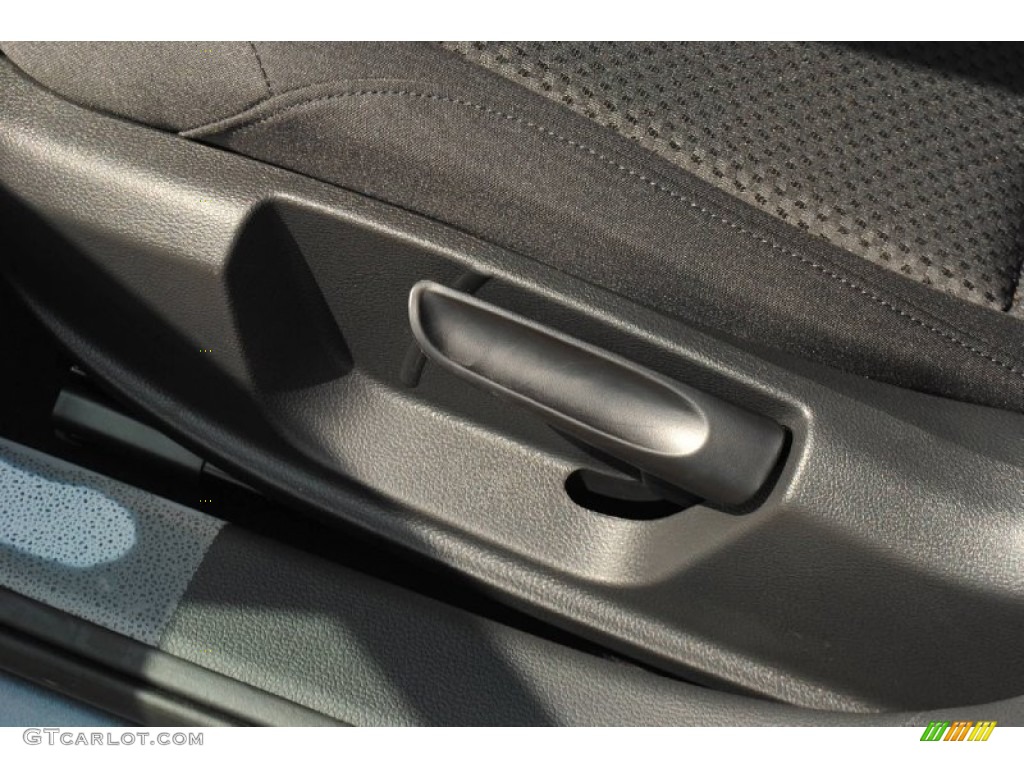 2014 Jetta S Sedan - Platinum Gray Metallic / Titan Black photo #18