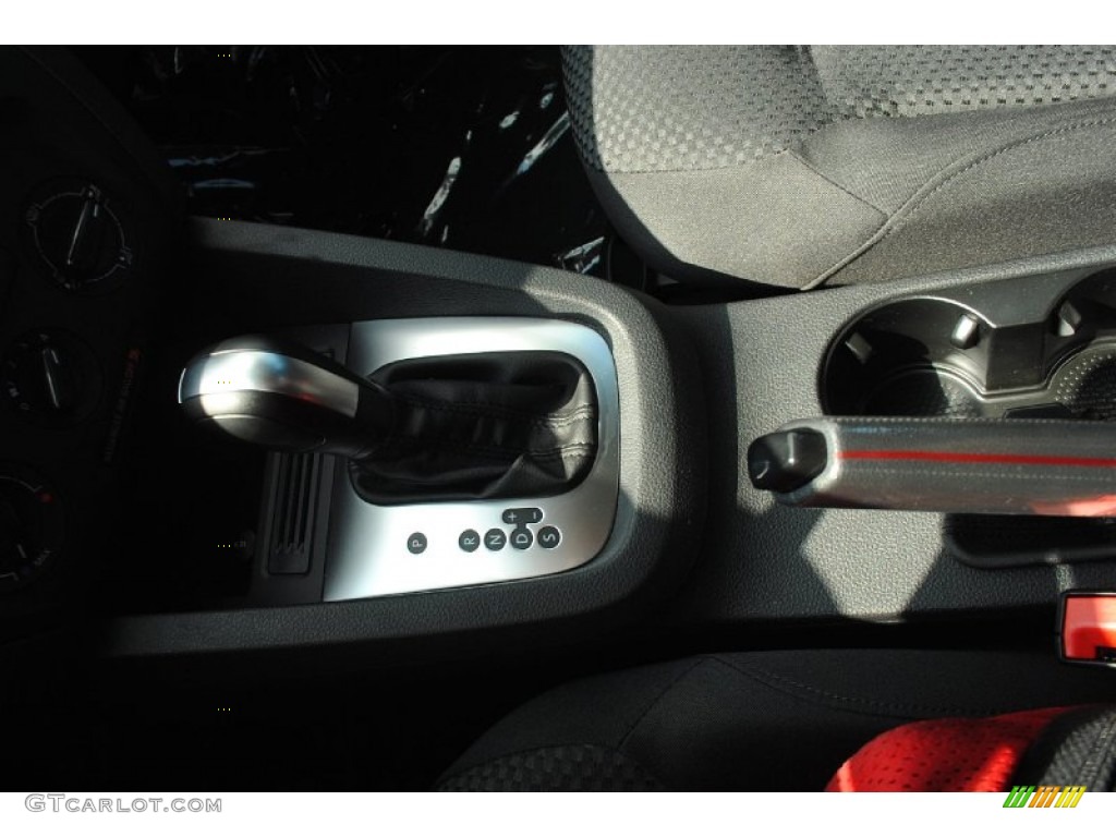 2014 Jetta S Sedan - Platinum Gray Metallic / Titan Black photo #24