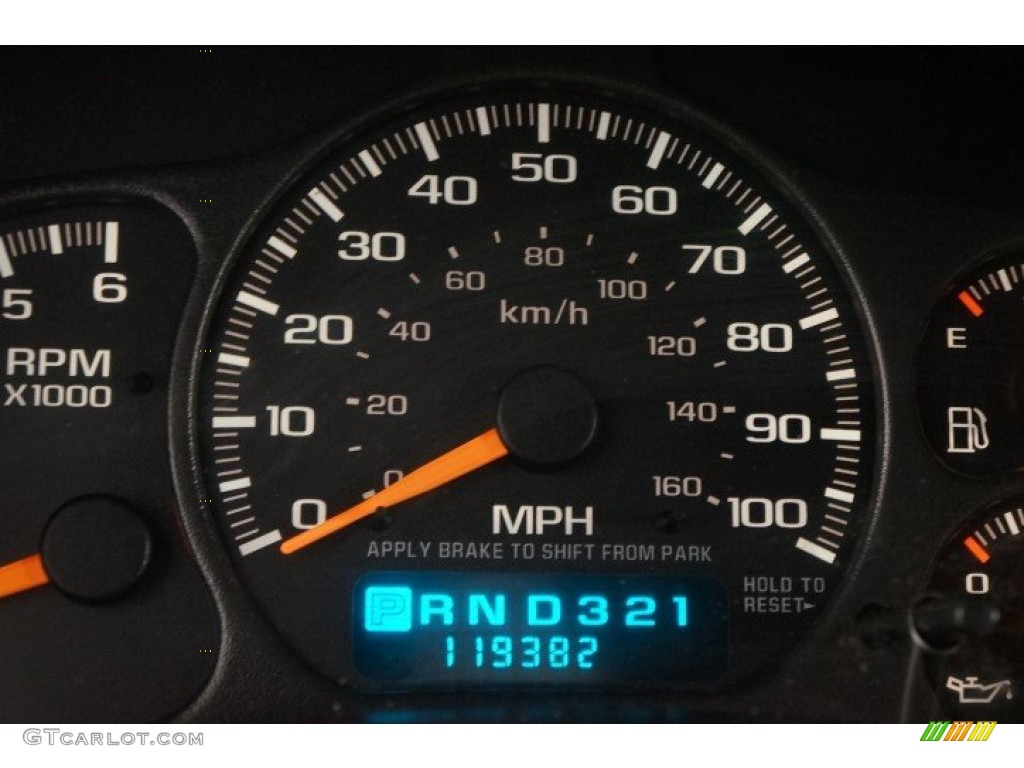 2002 Tahoe Z71 4x4 - Light Pewter Metallic / Tan/Neutral photo #38