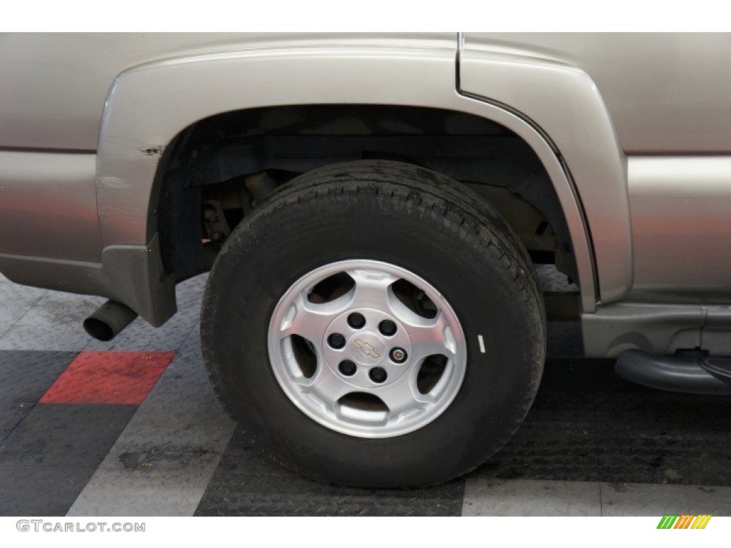 2002 Tahoe Z71 4x4 - Light Pewter Metallic / Tan/Neutral photo #60