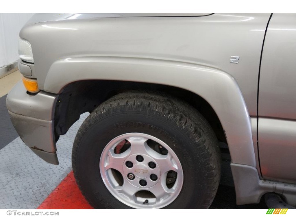 2002 Tahoe Z71 4x4 - Light Pewter Metallic / Tan/Neutral photo #72