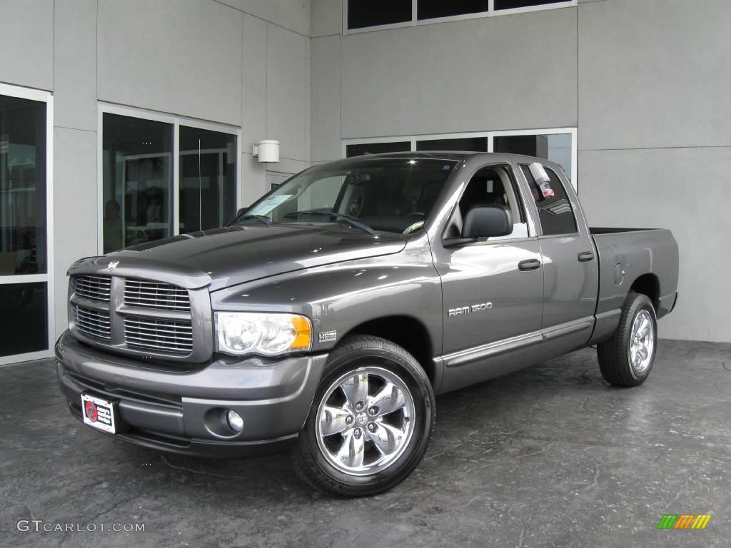 2004 Ram 1500 Laramie Quad Cab - Graphite Metallic / Dark Slate Gray photo #1