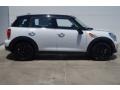 Light White - Cooper Countryman Photo No. 2