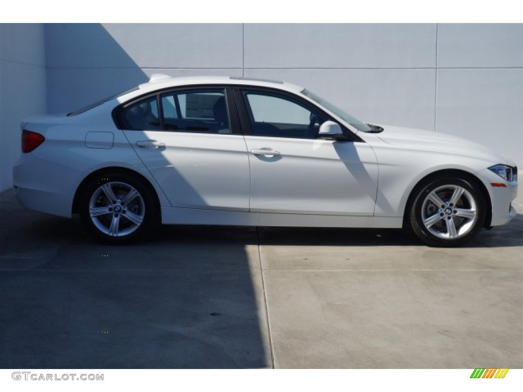 2014 3 Series 328i Sedan - Alpine White / Black photo #2