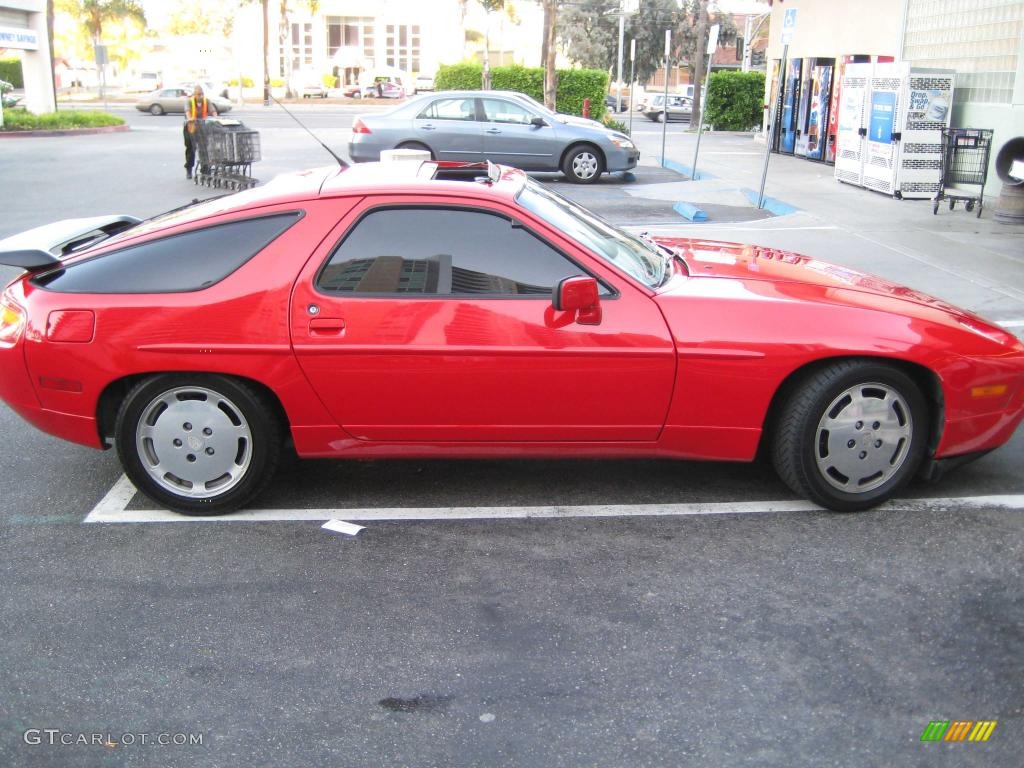 1990 928 S4 - Guards Red / Black photo #8