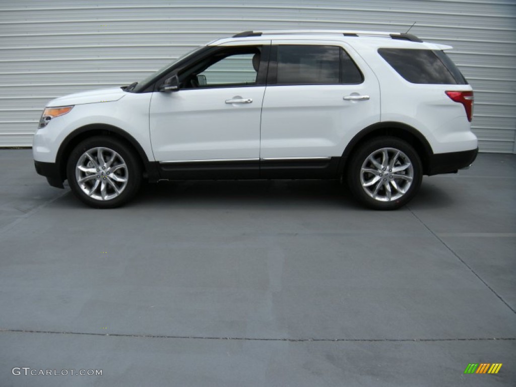 2015 Explorer XLT - Oxford White / Medium Light Stone photo #7