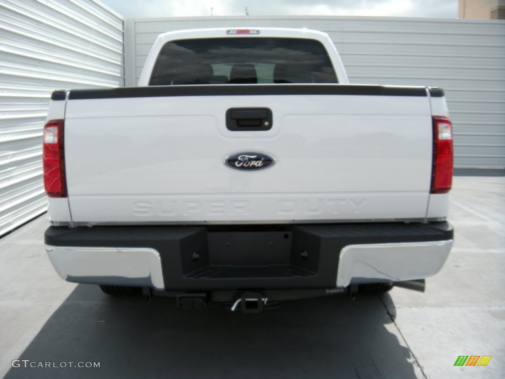 2015 F250 Super Duty XLT Crew Cab - Oxford White / Steel photo #5