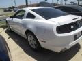 2014 Oxford White Ford Mustang V6 Coupe  photo #2