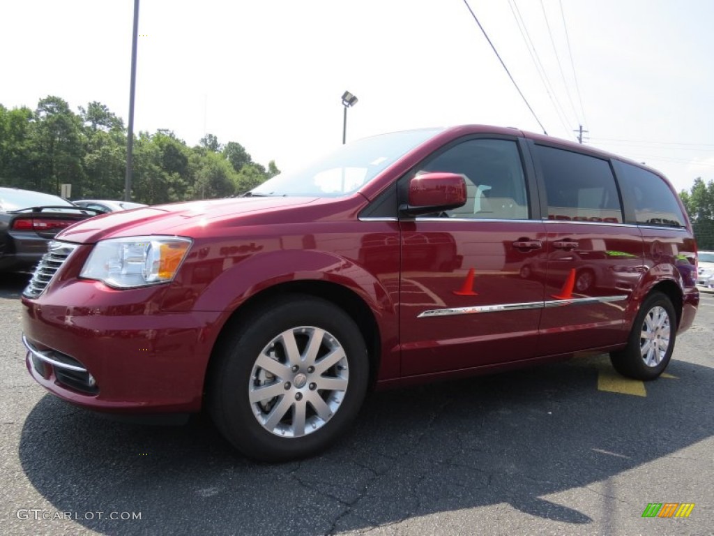2014 Town & Country Touring - Deep Cherry Red Crystal Pearl / Dark Frost Beige/Medium Frost Beige photo #3