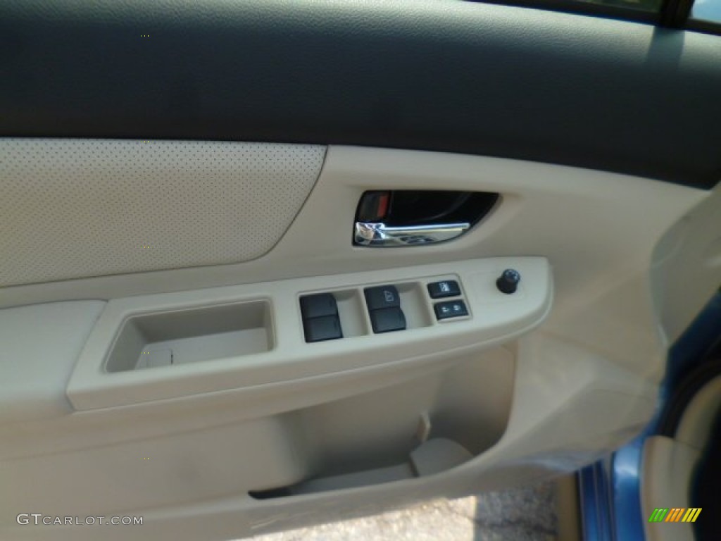 2014 XV Crosstrek 2.0i Limited - Quartz Blue Pearl / Ivory photo #17