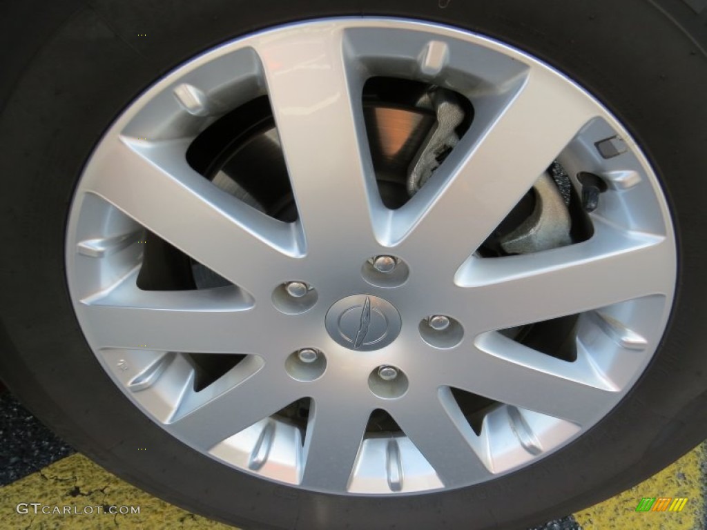 2014 Town & Country Touring - Deep Cherry Red Crystal Pearl / Dark Frost Beige/Medium Frost Beige photo #16