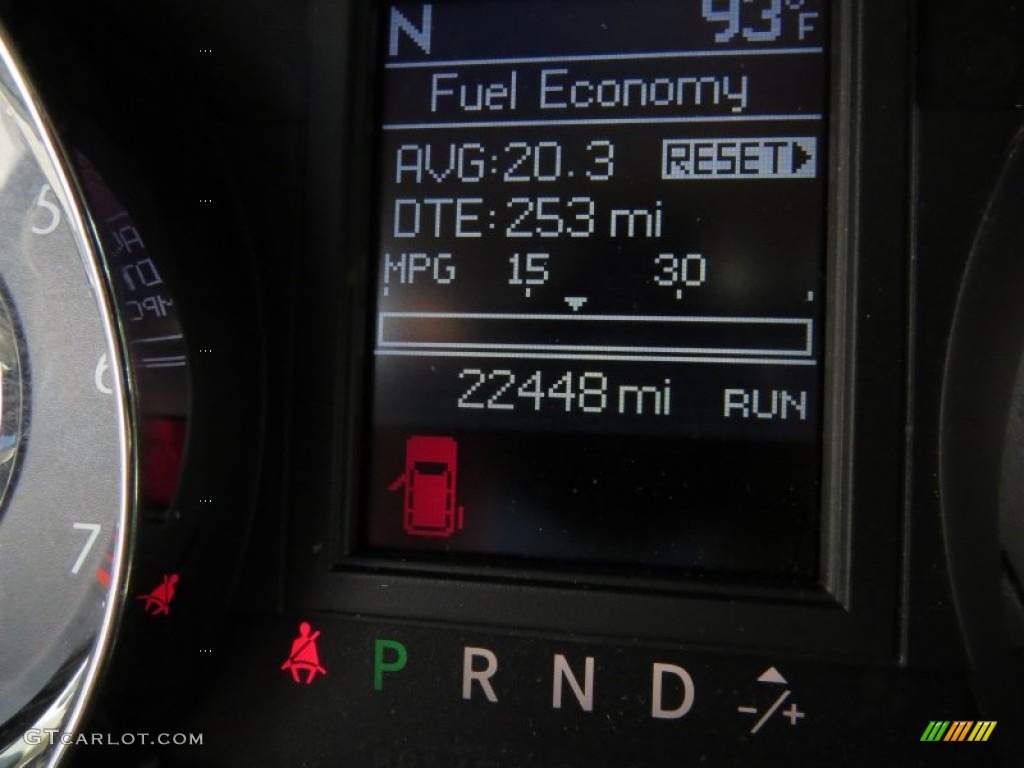 2014 Town & Country Touring - Deep Cherry Red Crystal Pearl / Dark Frost Beige/Medium Frost Beige photo #24