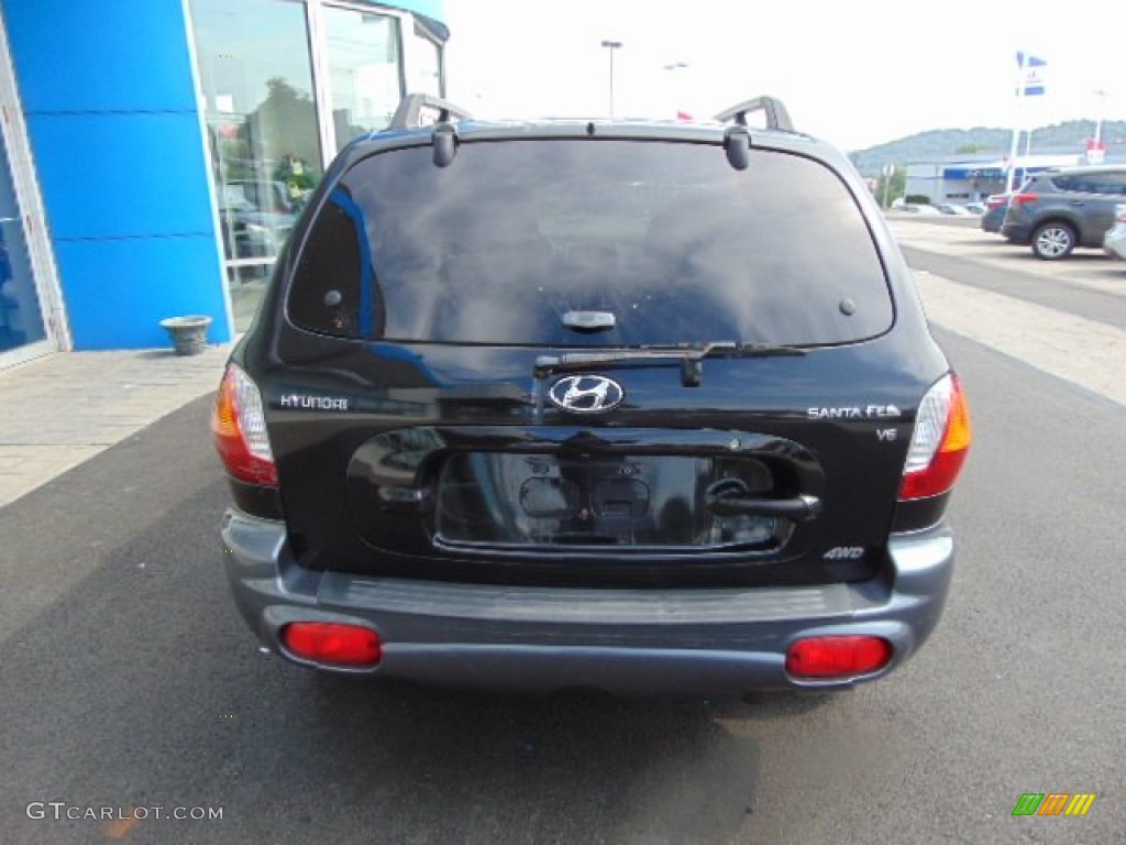 2003 Santa Fe GLS 4WD - Black Obsidian / Gray photo #8