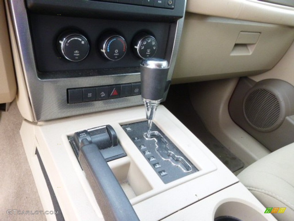 2008 Liberty Sport 4x4 - Red Rock Crystal Pearl / Pastel Pebble Beige photo #17