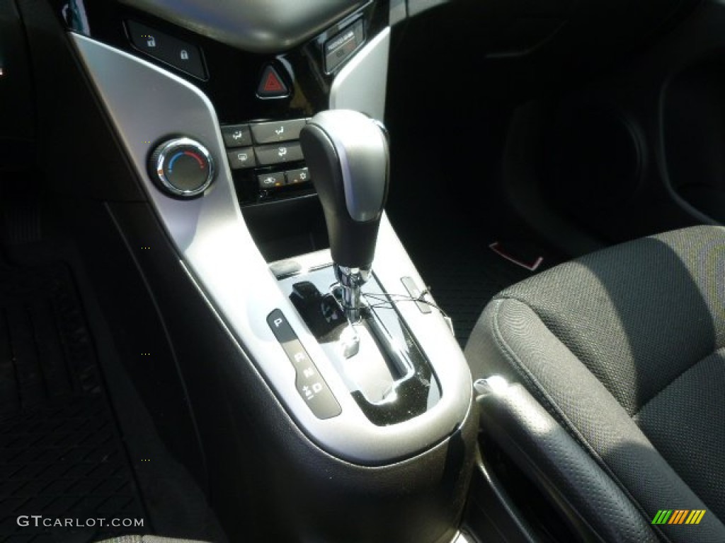 2014 Cruze LT - Crystal Red Tintcoat / Jet Black/Sport Red photo #18