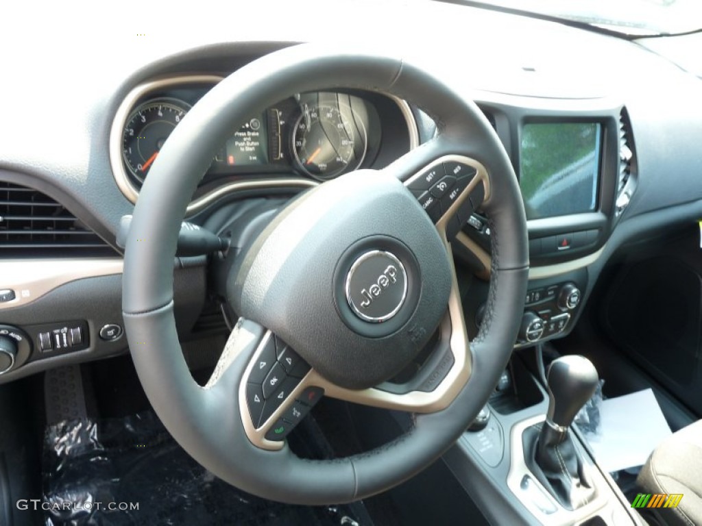 2015 Jeep Cherokee Latitude 4x4 Black Steering Wheel Photo #96184661