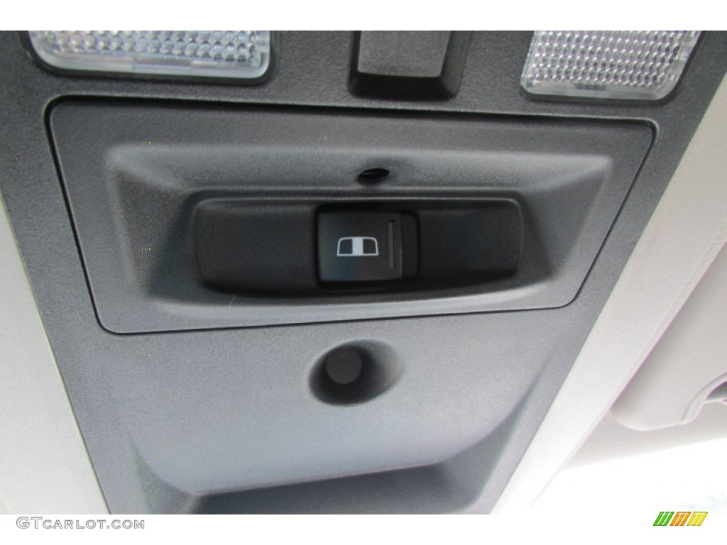 2011 Ram 1500 SLT Quad Cab 4x4 - Flame Red / Dark Slate Gray/Medium Graystone photo #33