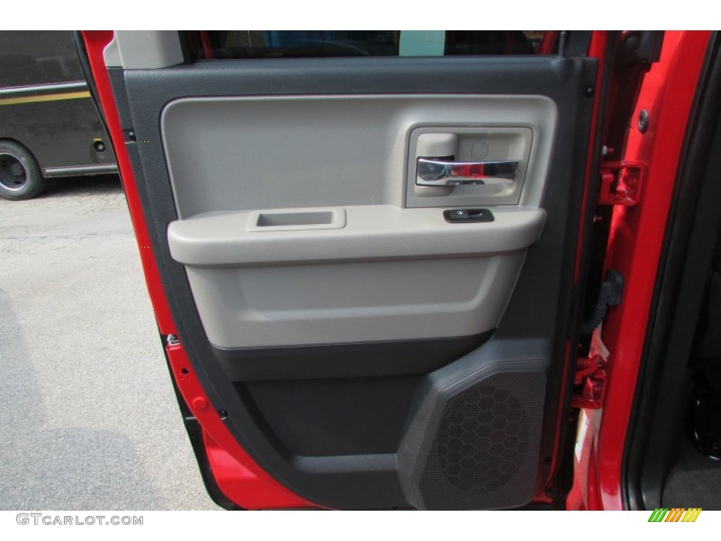 2011 Ram 1500 SLT Quad Cab 4x4 - Flame Red / Dark Slate Gray/Medium Graystone photo #47