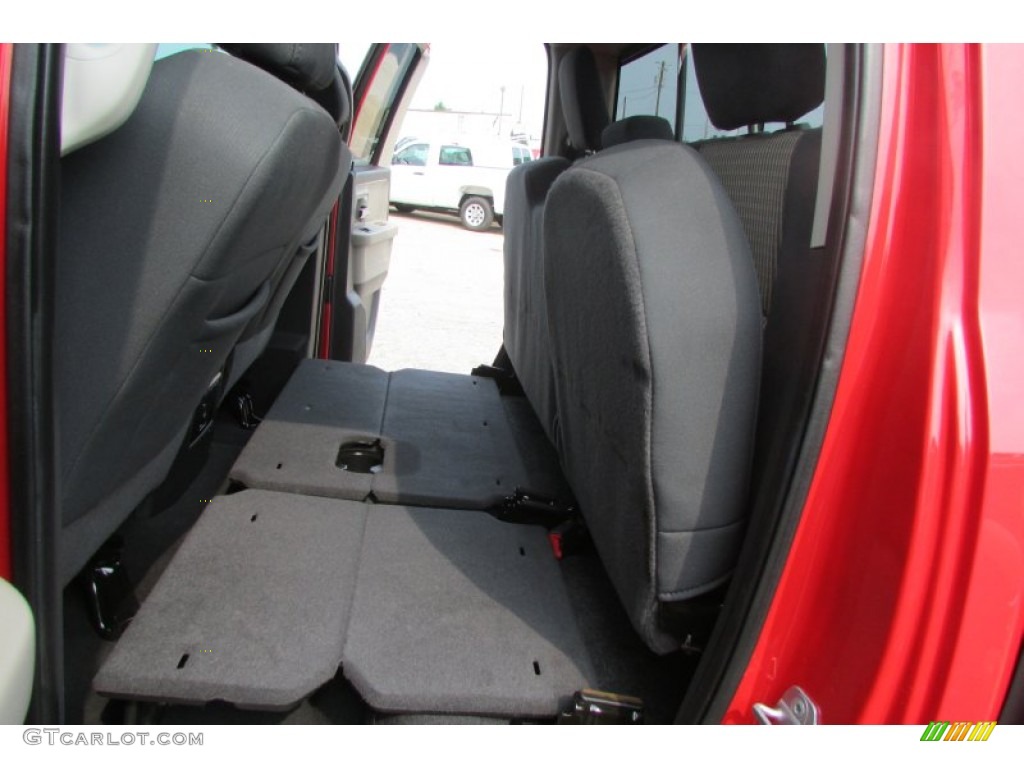 2011 Ram 1500 SLT Quad Cab 4x4 - Flame Red / Dark Slate Gray/Medium Graystone photo #56