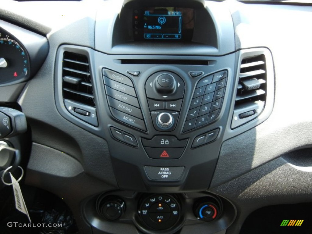 2015 Ford Fiesta S Sedan Controls Photos