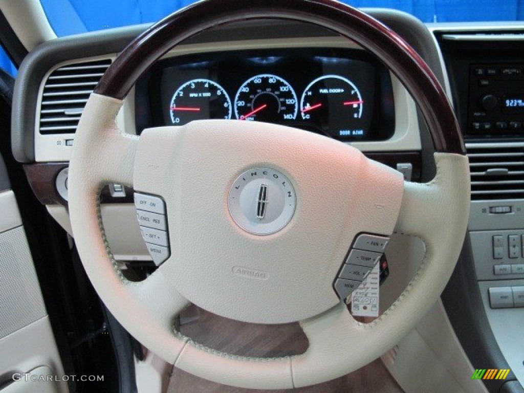 2004 Aviator Luxury AWD - Black / Light Parchment photo #35