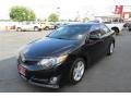 Attitude Black Metallic - Camry SE Photo No. 3