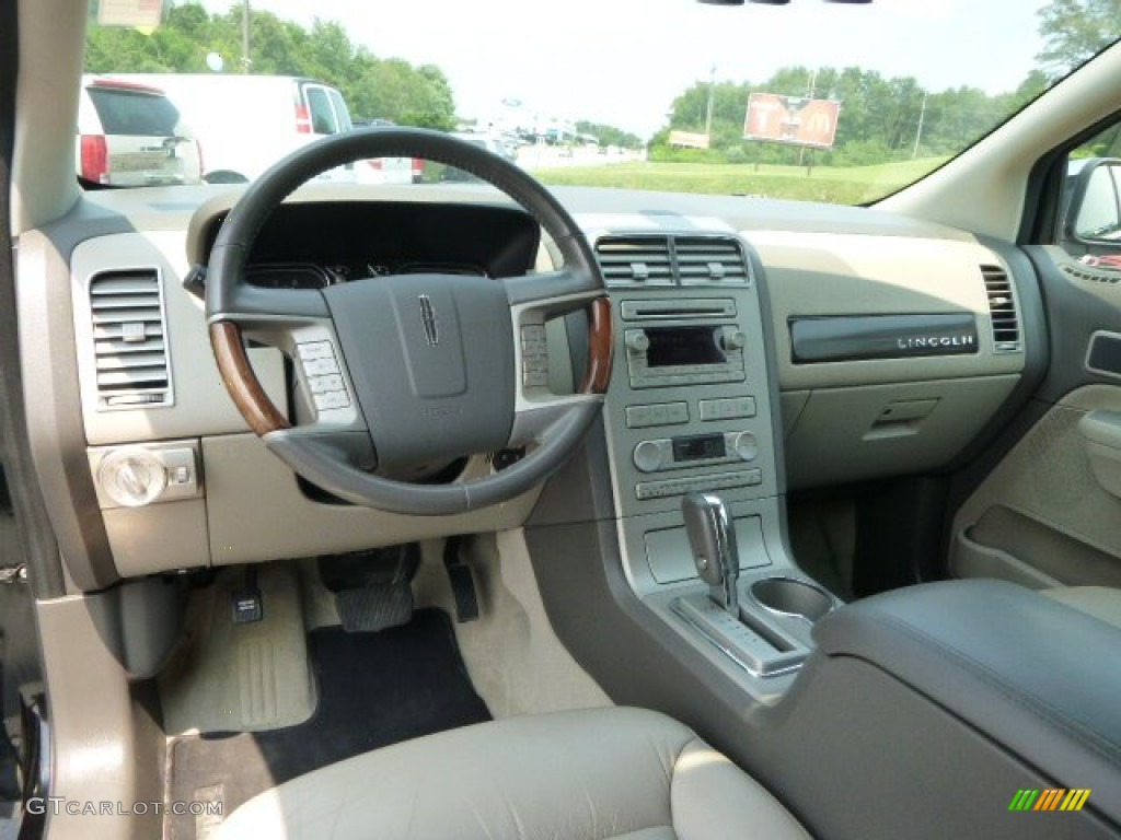 2007 MKX AWD - Black / Medium Camel photo #14