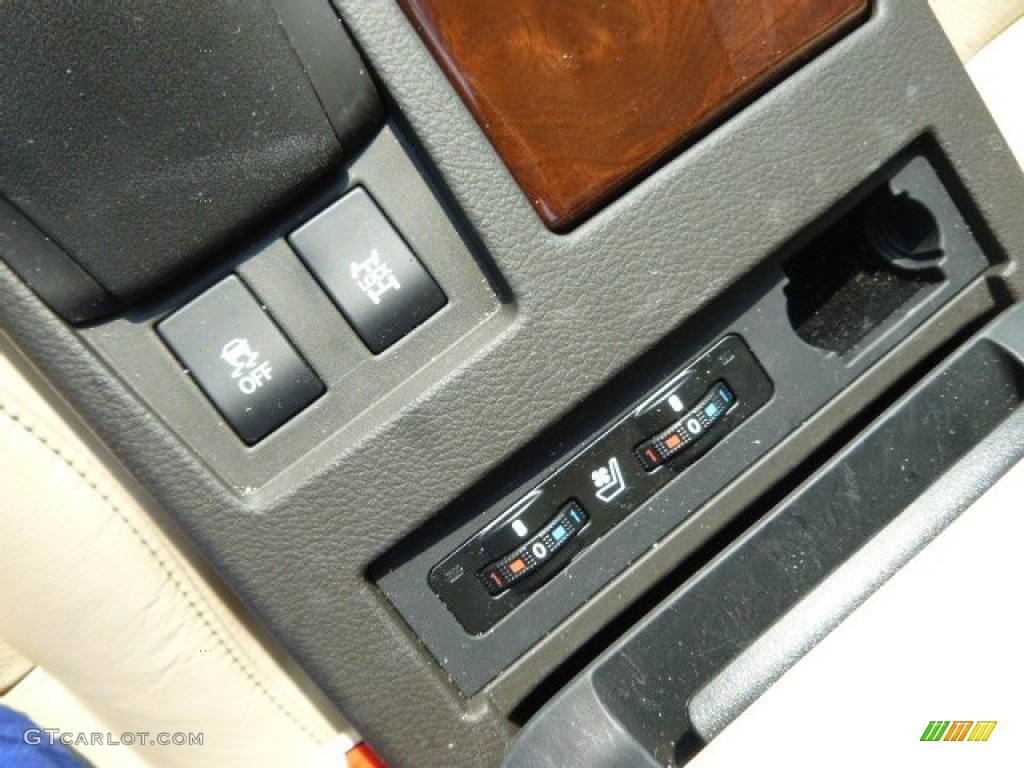 2015 Lexus RX 350 AWD Controls Photo #96221220