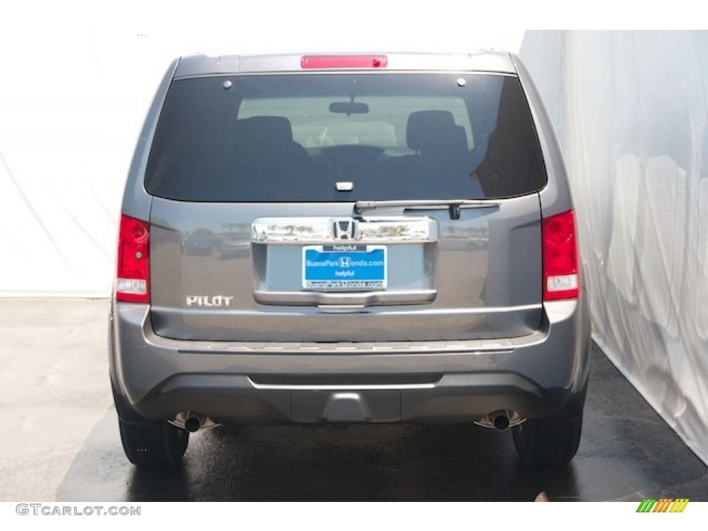 2015 Pilot LX - Modern Steel Metallic / Gray photo #6