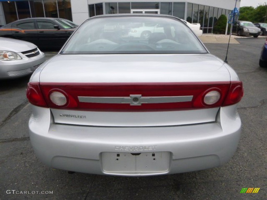 2003 Cavalier Coupe - Ultra Silver Metallic / Graphite Gray photo #3