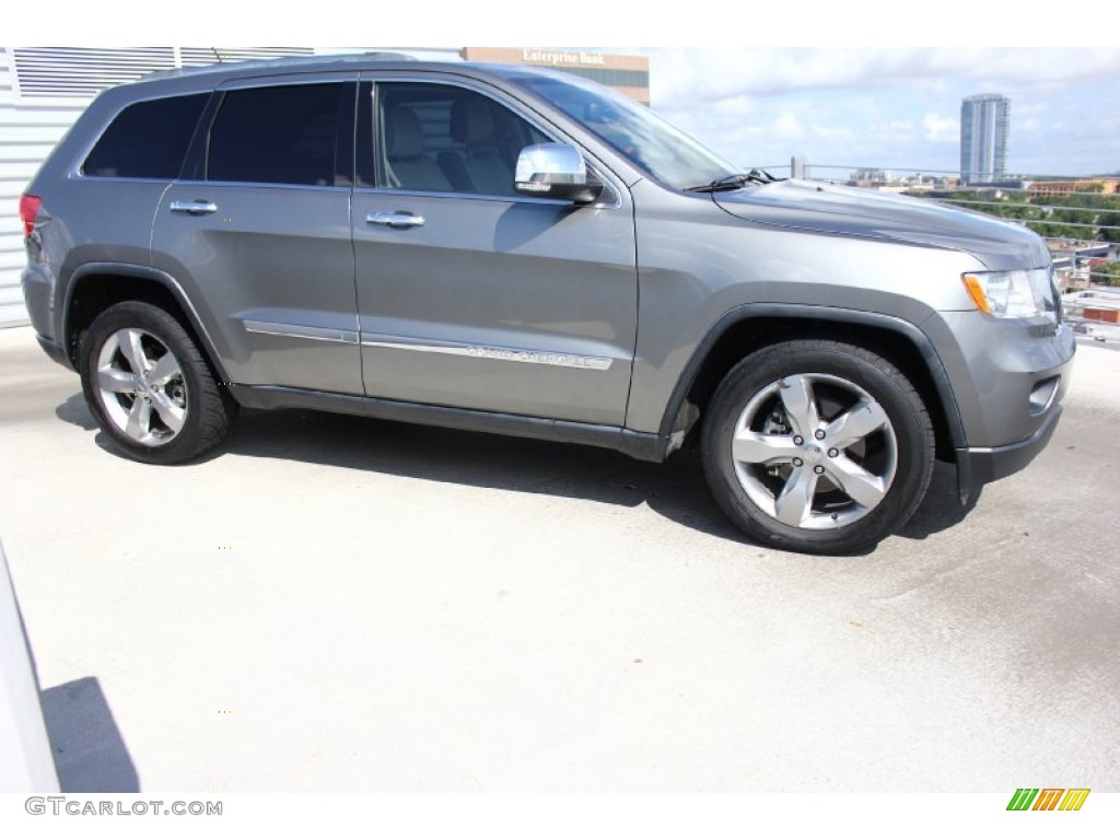 2011 Grand Cherokee Overland - Mineral Gray Metallic / Dark Frost Beige/Light Frost Beige photo #9