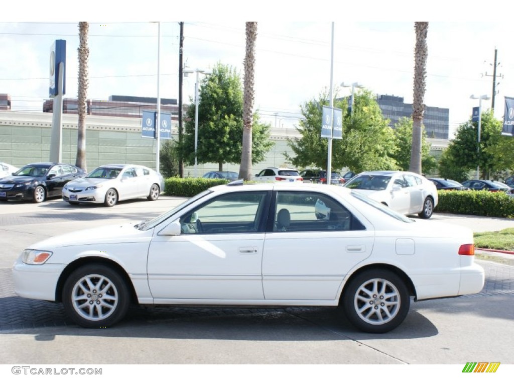 Super White 2000 Toyota Camry XLE V6 Exterior Photo #96229497