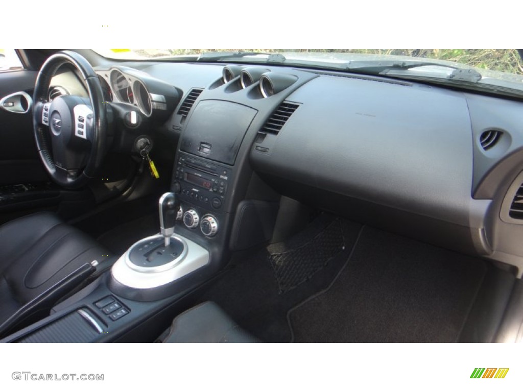 2008 350Z Touring Coupe - Silver Alloy / Charcoal photo #19