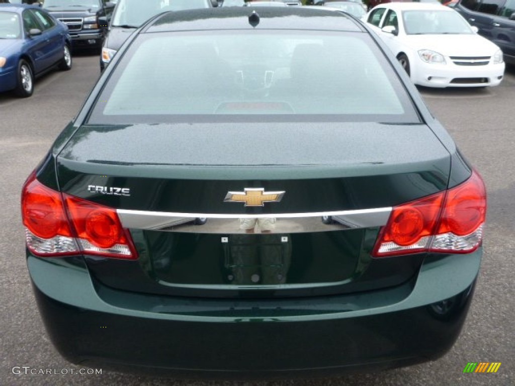 2014 Cruze LS - Rainforest Green Metallic / Jet Black/Medium Titanium photo #4