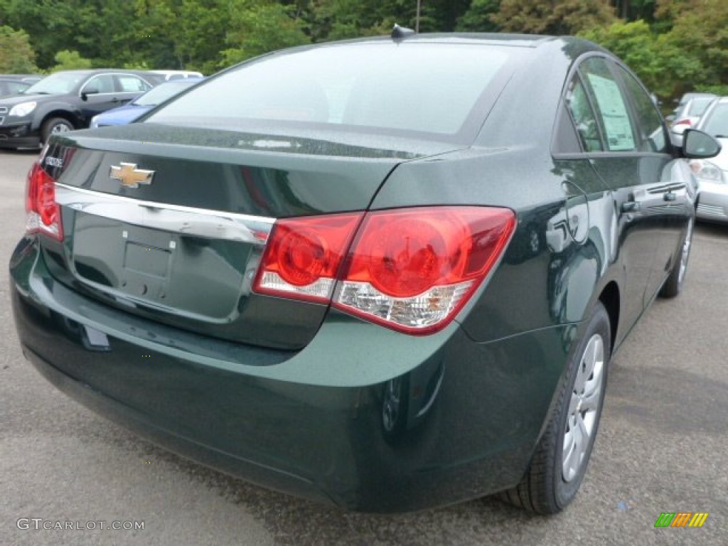 2014 Cruze LS - Rainforest Green Metallic / Jet Black/Medium Titanium photo #5