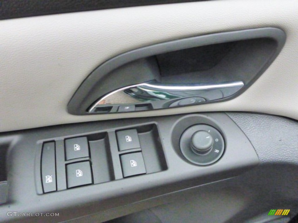 2014 Cruze LS - Rainforest Green Metallic / Jet Black/Medium Titanium photo #13