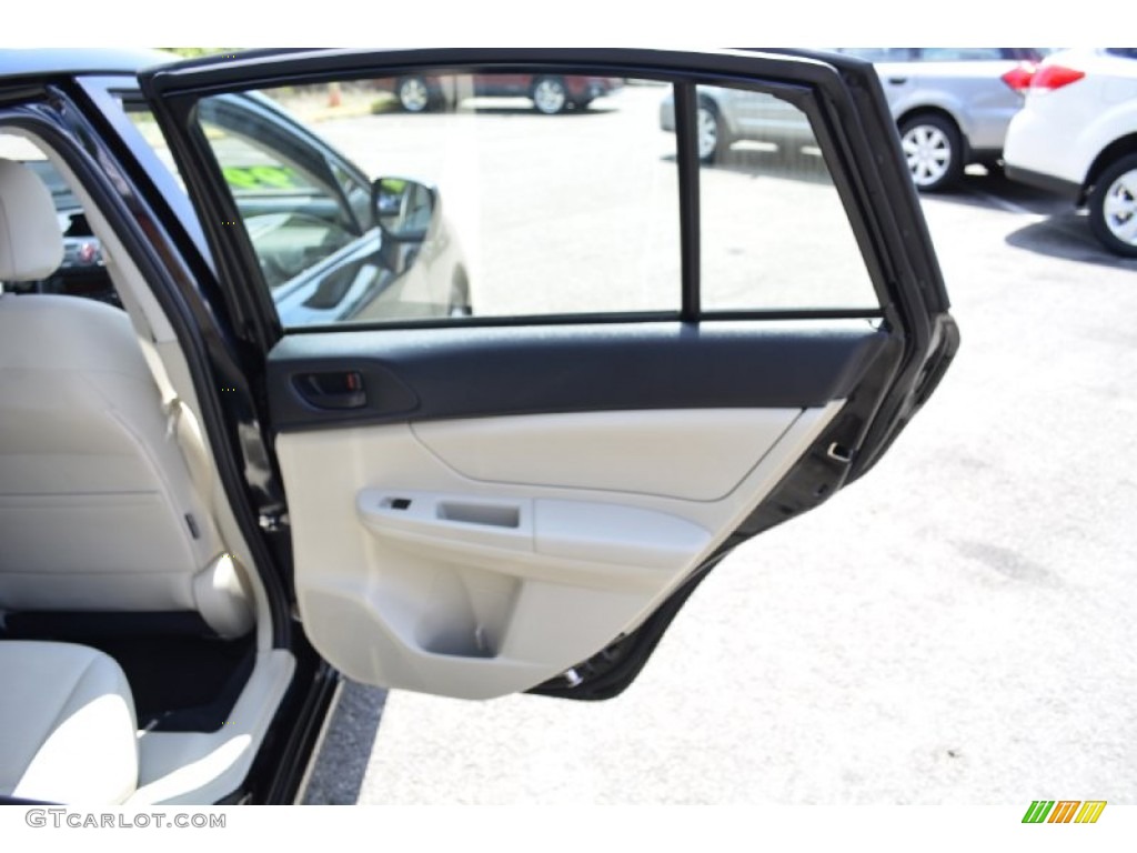 2012 Impreza 2.0i 5 Door - Obsidian Black Pearl / Ivory photo #17